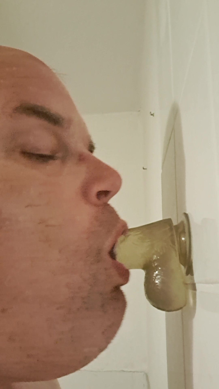 Fickspecht: Blas Und Lutschübungen in Der Dusche...