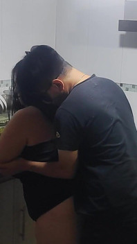 Vídeo para fãs - madrasta fodida por enteado magro