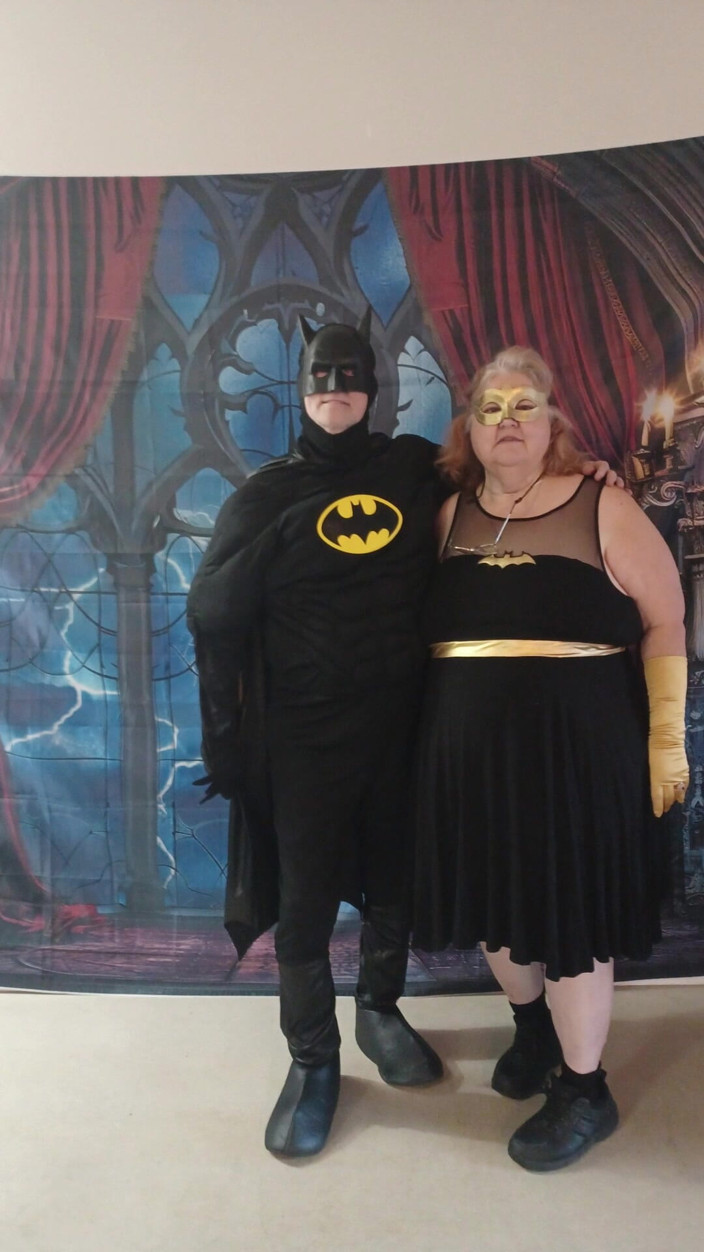 BBW nurse Vicki adventures with friends: Mi novio y yo nos vestimos como hombre y chica...