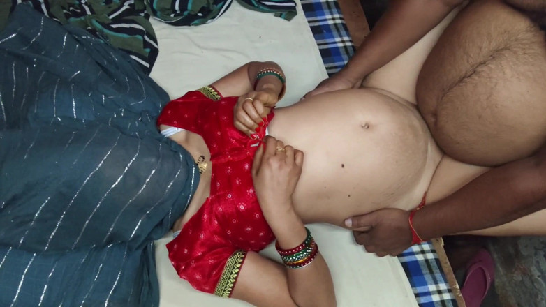 Meenu raj: Rajasthani Meenu Bhabhi in red blouse gets fucked by her...
