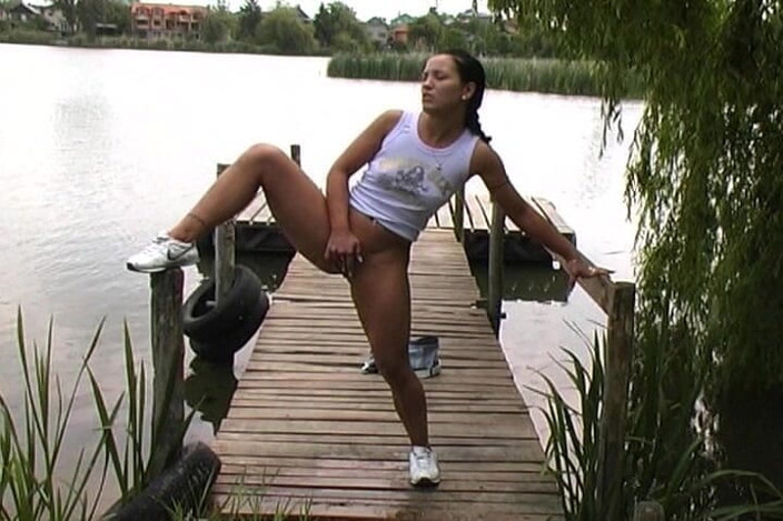 Enjoy German porn: Natursekt-session mit deutschem schätzchen, das gerne spaß im freien hat