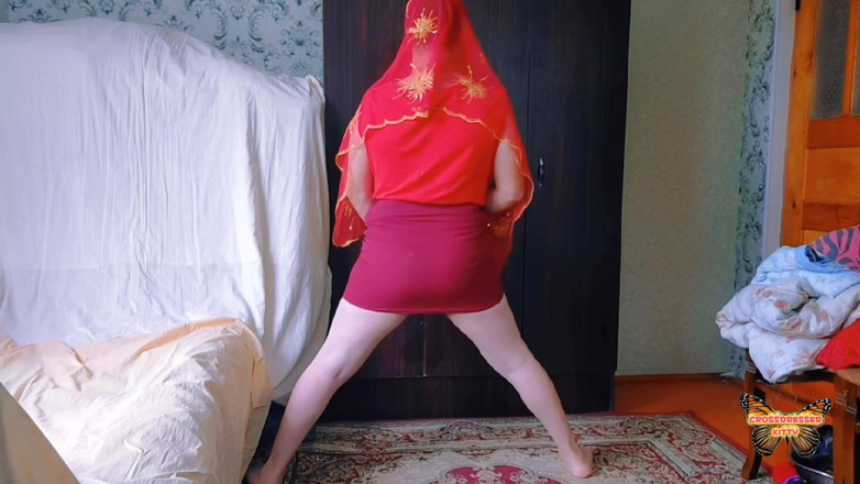 Kitty_Cross: Crossdresser Kitty Amateur Teen Femboy Model adora fazer vídeos sensuais...