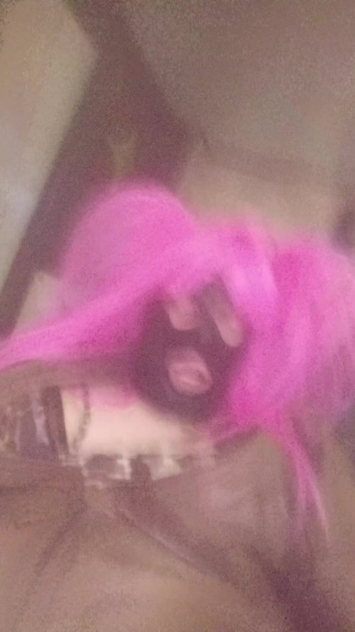 JujuTV: Sissy Tranny CD Shemale khoe cái lỗ đụ hứng tình của...