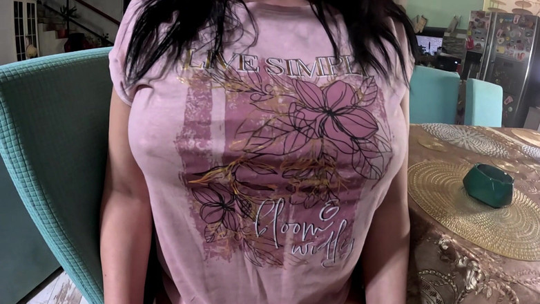 MilfyCalla: Šukání na oblečení - kouření, kouření a plivání mrdky na moje...