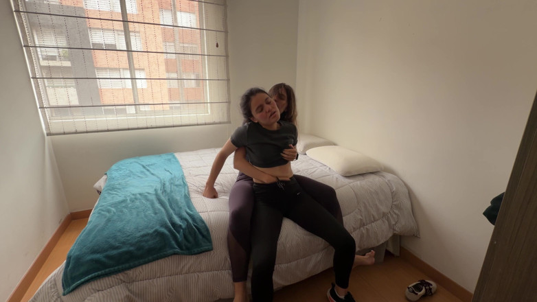 scarlettandc: Ženy Šukají