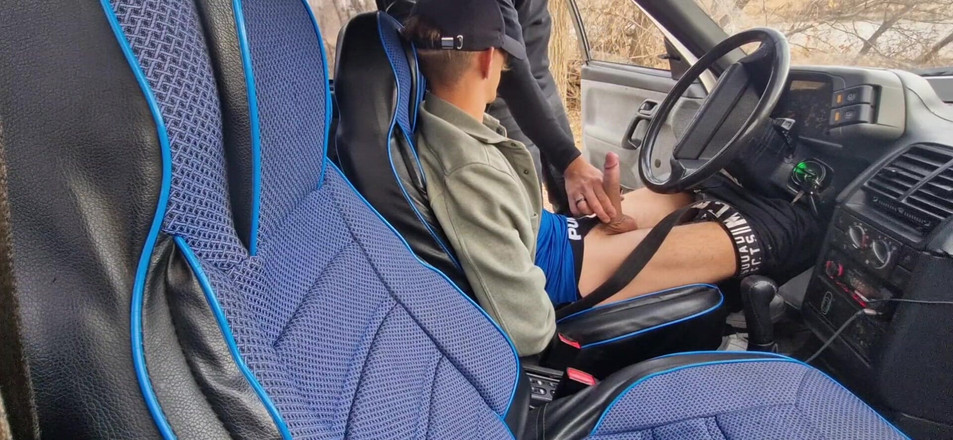 AlexGay: Sexy plavba veřejně ošukaná těsnou femboy dírou mladé studentky v...