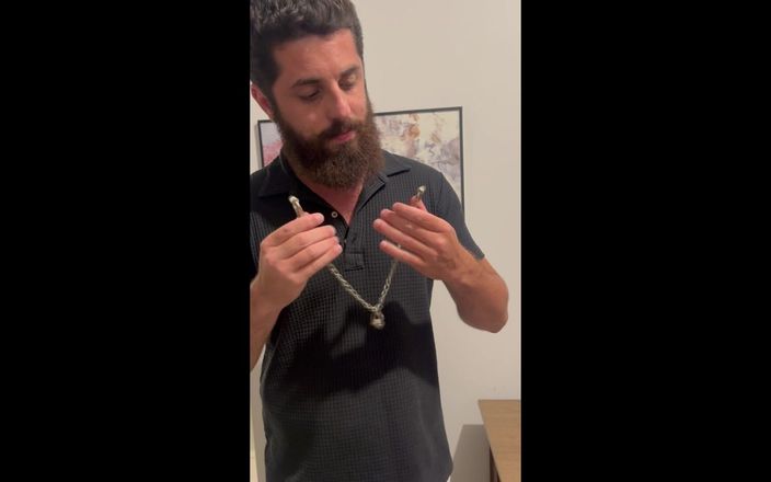 Rope Hunter: Je suis de retour d’une soirée et tu es mon...