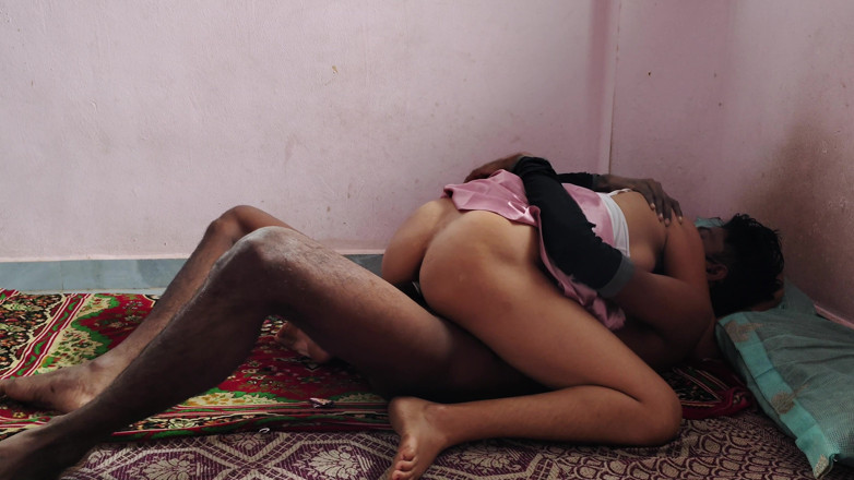 Viralcouple76: Indiana madrasta fodendo com enteado