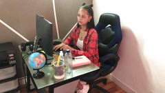 Dallanalove: 我去看了一个性瘾心理学家，它失控了，大奶子拉丁色情