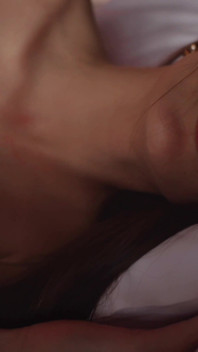 I Didn’t Expect My Mom’s Friend to End up in My Bed Instead of Having Breakfast…