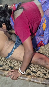 Soma bhabhi dan ayah mertuanya bersetubuh