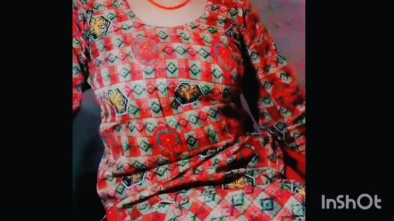 TricolorMusic3: Мне очень не хватает твоего члена, из моей киски течет вода, она стала очень влажной, просто положи в него маленький член, он пойдет