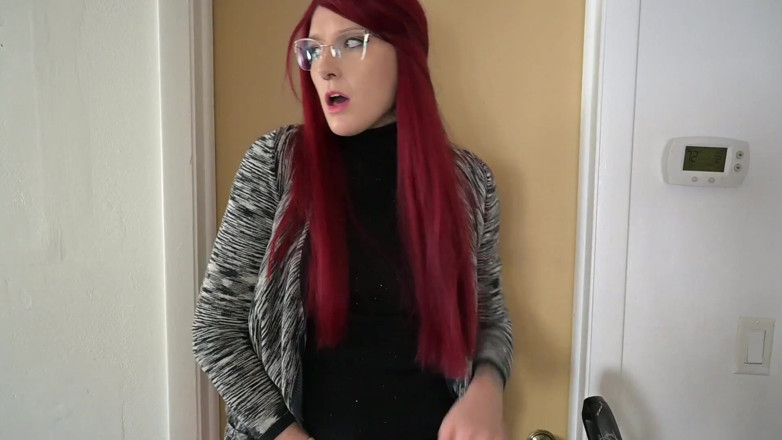 Missellie8: Mama vitregă: de la hrănire la nimfomană