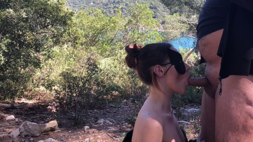 No Hands Deepthroat with Cum in Mouth on Sainte Victoire (Petit Papillon Noir) No Hands Deepthroat with Cum in Mouth on Sainte Victoire (Petit Papillon Noir)