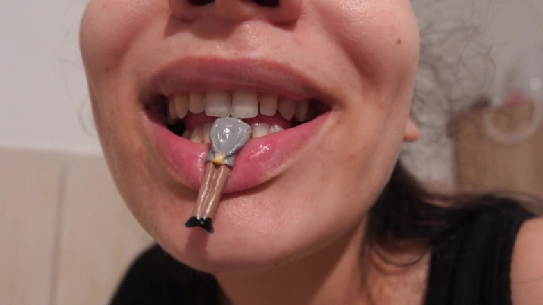 AmayaMori: Chị kế khổng lồ của tôi thổi hơi thở miệng...