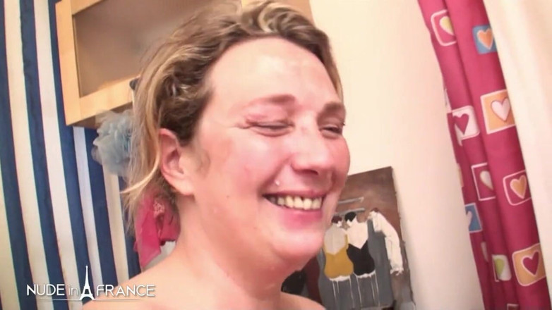 Nude in France: Зріла товстушка в сексуальній нижній білизні, голодна до члена, жорстко відтрахана в відео від першої особи