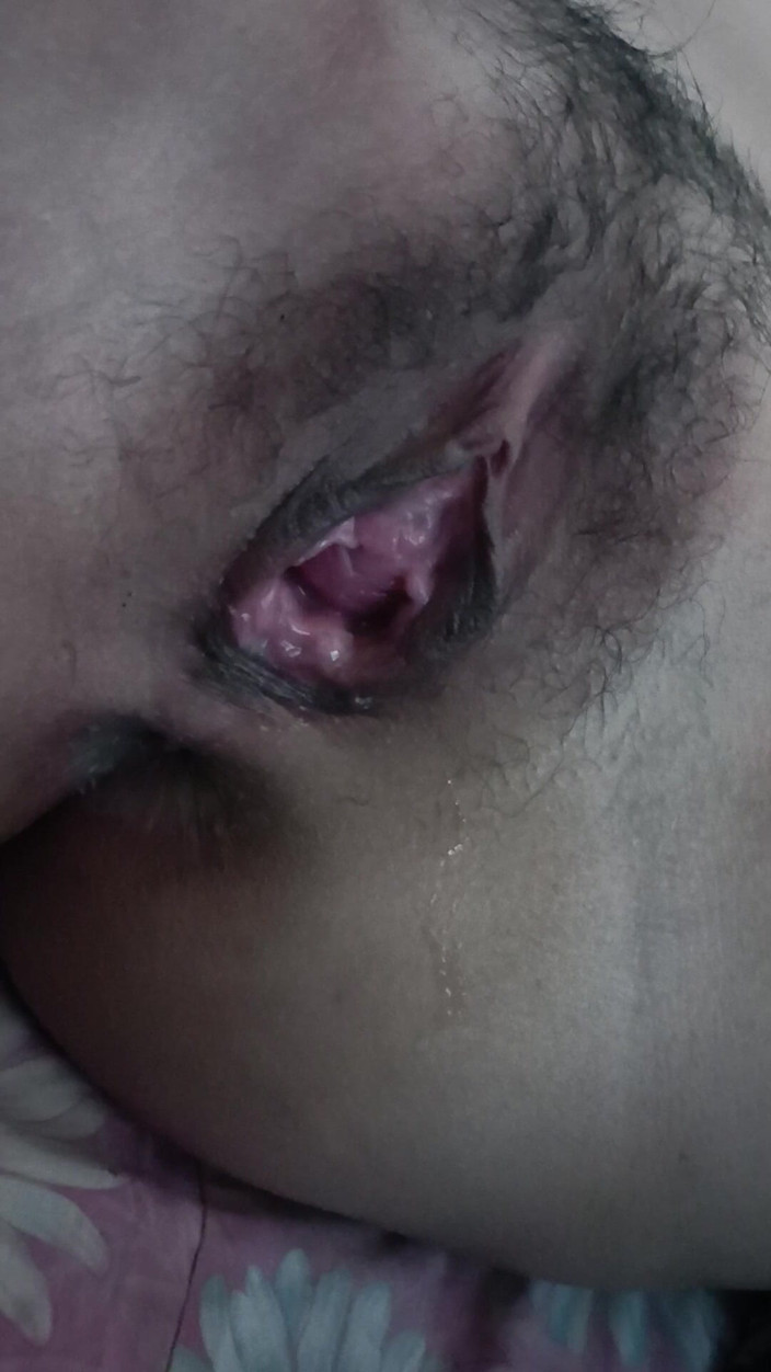 Bbbiiibbgff: Coño con hiyab insertado en perfume
