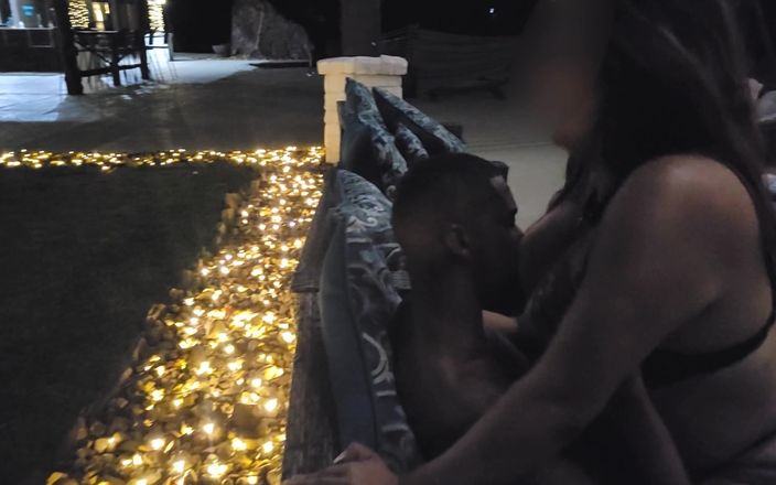 Darrenblazeent: Gái latinh vú to kinkybematx chịch darren blaze bên ngoài