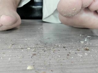Feet lady: Sarapanmu