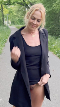 Blonde Slut!! a Quickie Just off the Road!!