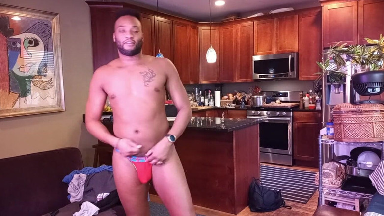 Kennie Jai: Striptease! Kennie jai cởi đồ và bắn tinh cho bạn!