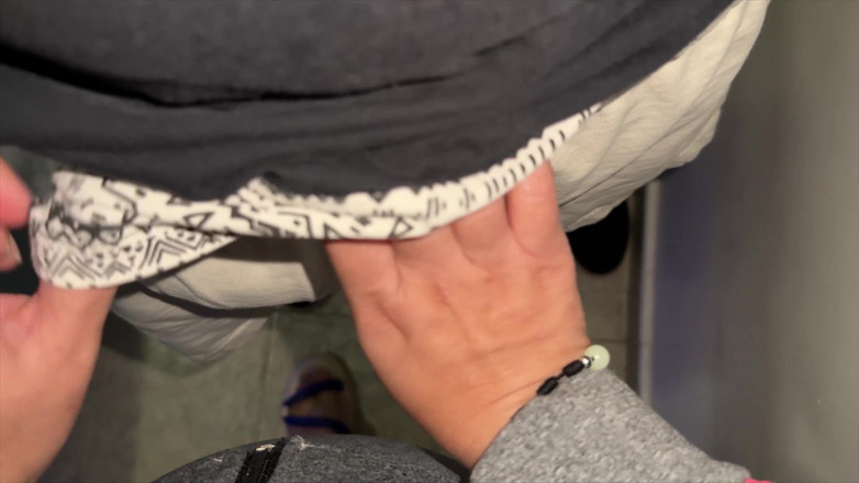 CoupleOfHotSins: Big-bootied Girl Grabs Stranger's Dick