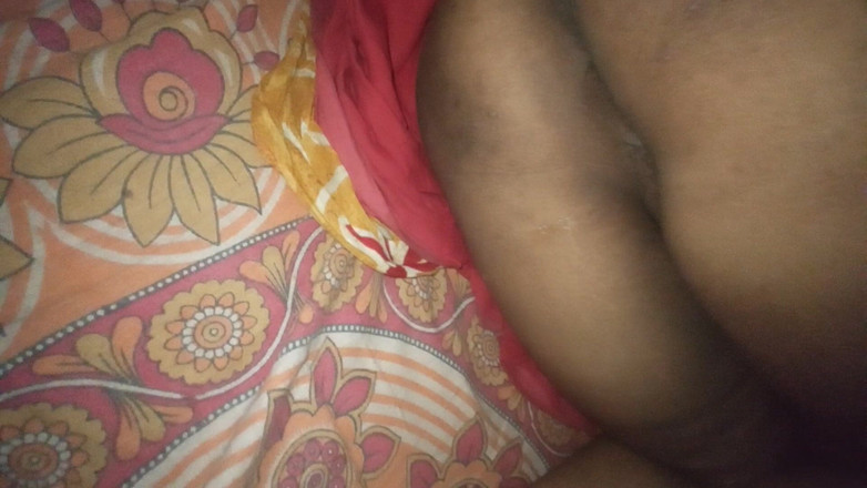 Raja puja: Stiefmutter ficken. Sie wurde überrascht und geschüttelt