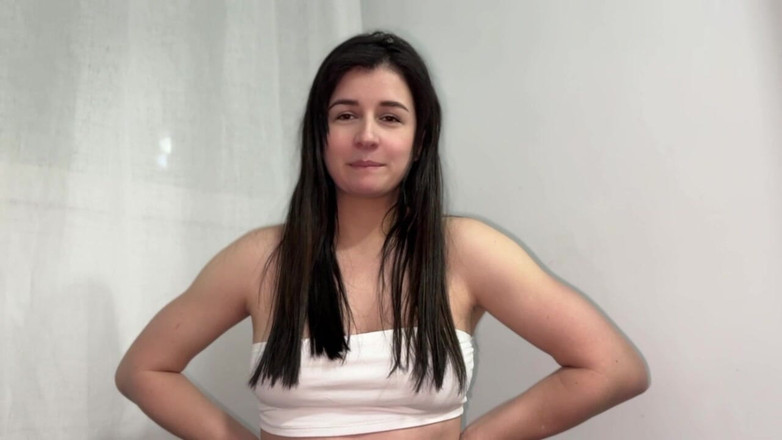 Sweetfantasy131: Moja przyrodnia siostra przybywa gorąco po treningu