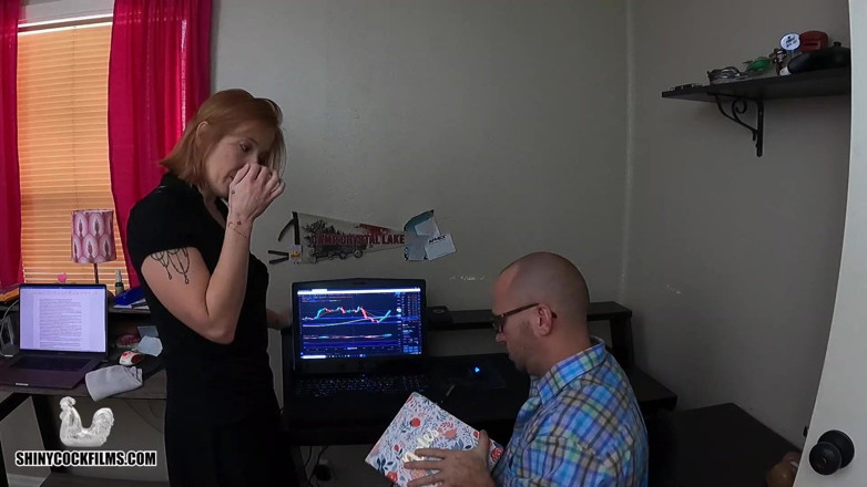 Shiny cock films: Boss manipulates and uses his secretary