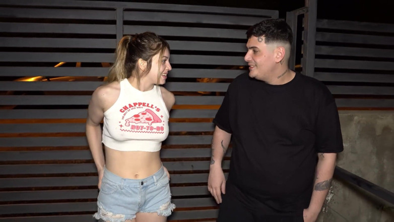Knock Knock Club: Namorada, não cabe na minha boca! Keila Bassi e Yael...