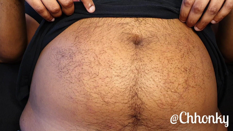 Denim Tiger: Rubbing coconut oil all over my fat belly