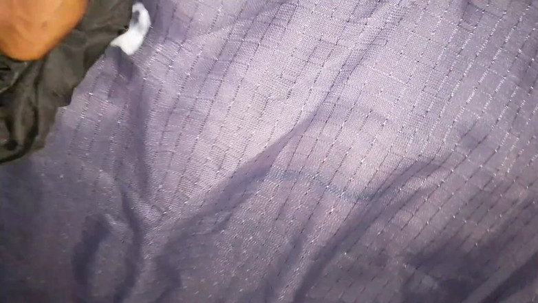 Masturbator emmy: 젖탱이를 핥는 18세 소녀