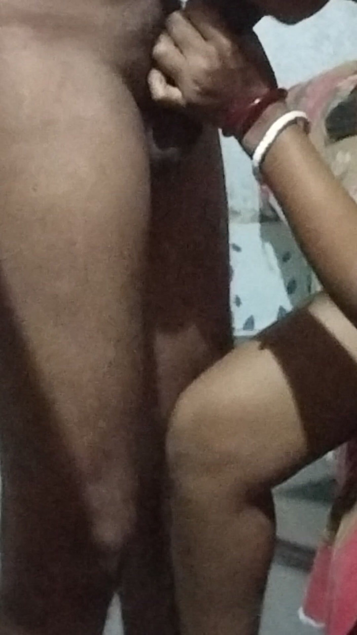 Robbie Deyo: Hintli evli kadın komşusu tarafından sikiliyor