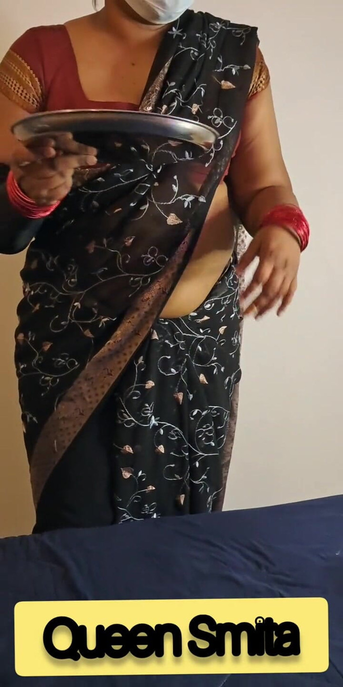 Goddess Silk Smita: Amma no quiere parte de hijastro