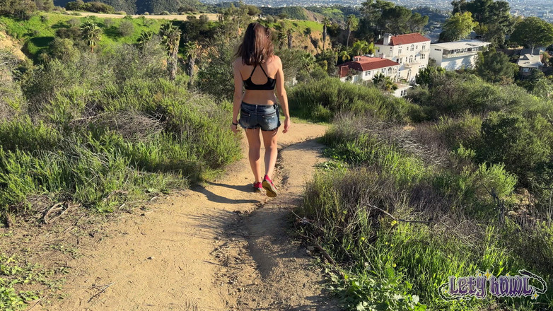 Lety Howl: Приключения Лети Хаул, Эпизод 11: Xbiz Лос-Анджелес