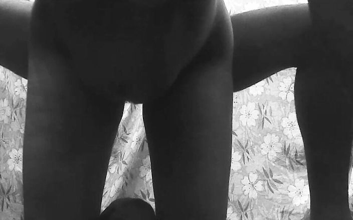 Fuck Busty: Bhabhi scopa il video di sesso con pompino