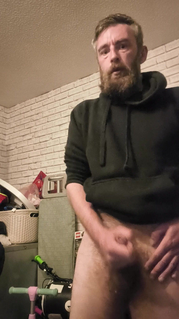 Smoking stoker: Wanking My Big Hard Dick and Smoking 2 Cigs