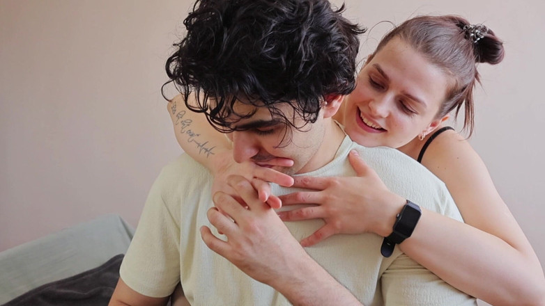 Artur and Diana: Фетиш кусання пальцями
