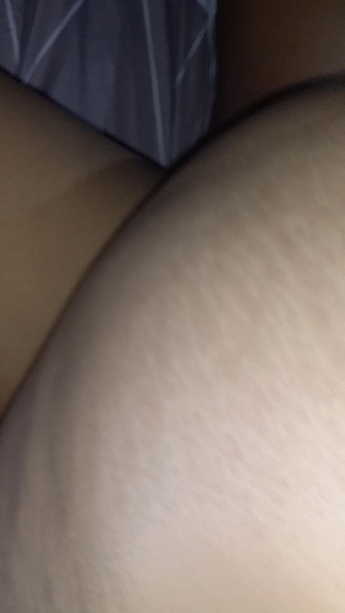 E-Alfa: B. Sání ptáka po večírku