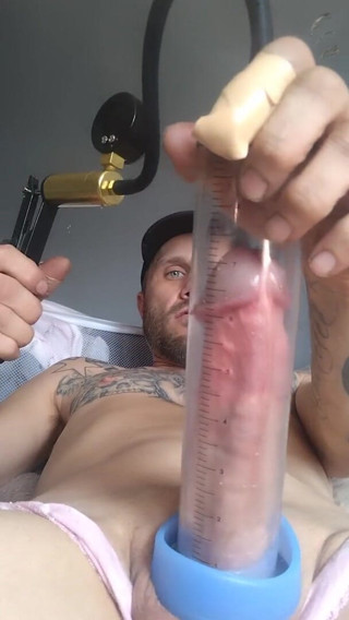 Sexy Daniel: Penispumpe funktioniert