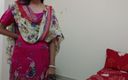 Saara Bhabhi: Indyjska przyrodnia siostra najpierw kocha, a potem gorąco jebanie