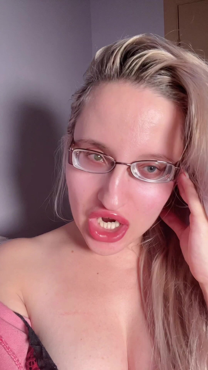 FinDom Goaldigger: 大嘴唇痴迷 joi 为 findom paypig