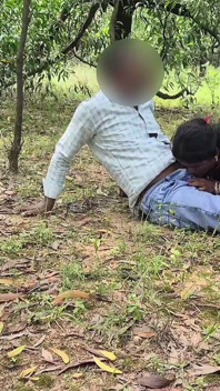 A Village Bhabhi Fucked by a School Student in Forest,sona Bhabhi First Time Outdoor Sex by Her Boyfriend