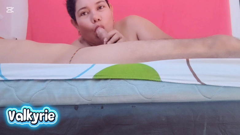 Valkyrieandluigy: Blowjob yang bagus
