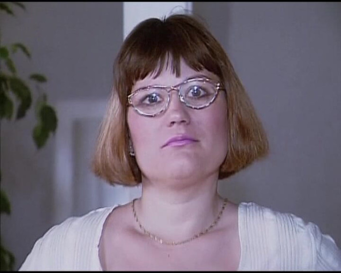 Deutsche Frauen: Фигуристая зрелая дама из Германии играет со своей киской на кастинге