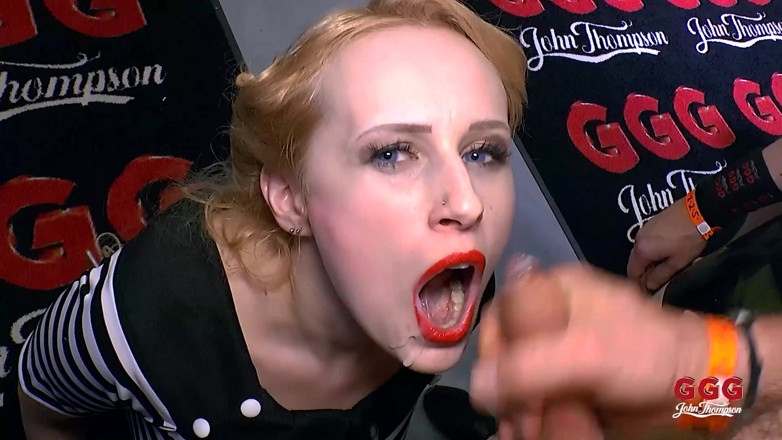 German Hardcore Gangbang: 쓰리섬과 애널 섹스 갱뱅을 사랑하는 핫한 소녀들