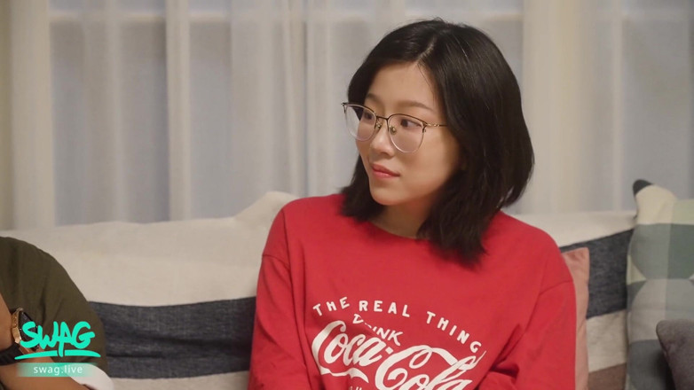 SWAG.live: เลียไม่หยุด แฟนสาวเงี่ยนของฉันรู้จักดูดควยเก่งจริงๆ!