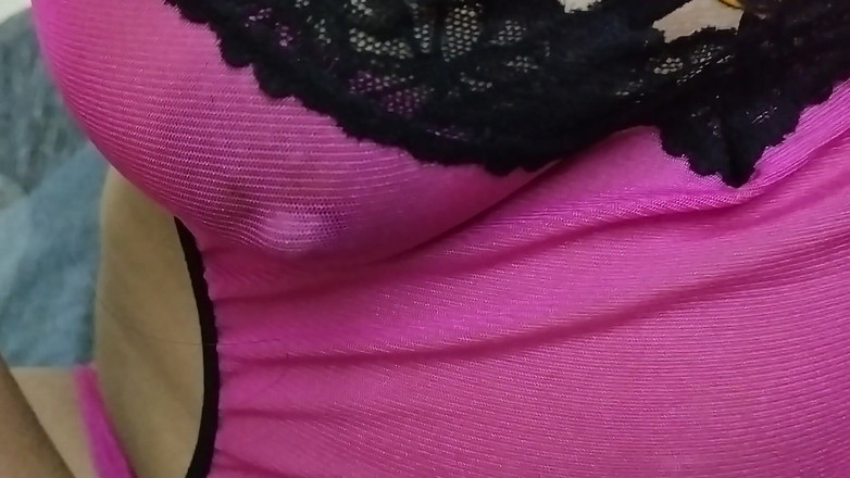 Anar Kali: Un bébé sexy doigte sa chatte sexy pour un désir...