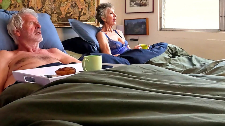 FromThisNight: Představujeme se - pak šukání