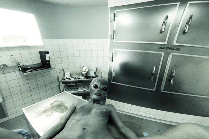 Xvirtual: X virtual 9 Roswell ufo en 180°